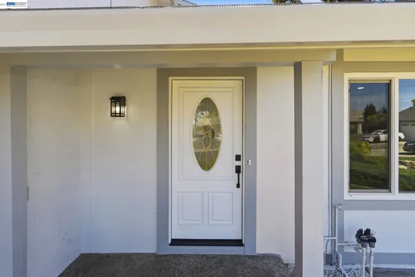 $595,000 | 1940 Mc Peak Court, Tracy, CA 95376