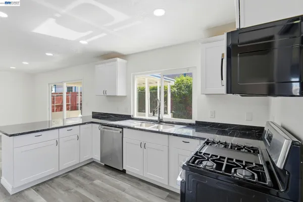 $595,000 | 1940 Mc Peak Court, Tracy, CA 95376