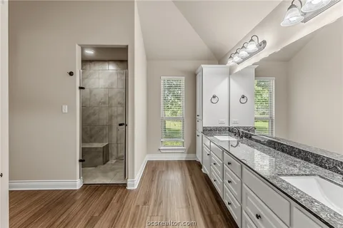 $599,000 | 325 Planter Pointe Drive, Normangee, TX 77871