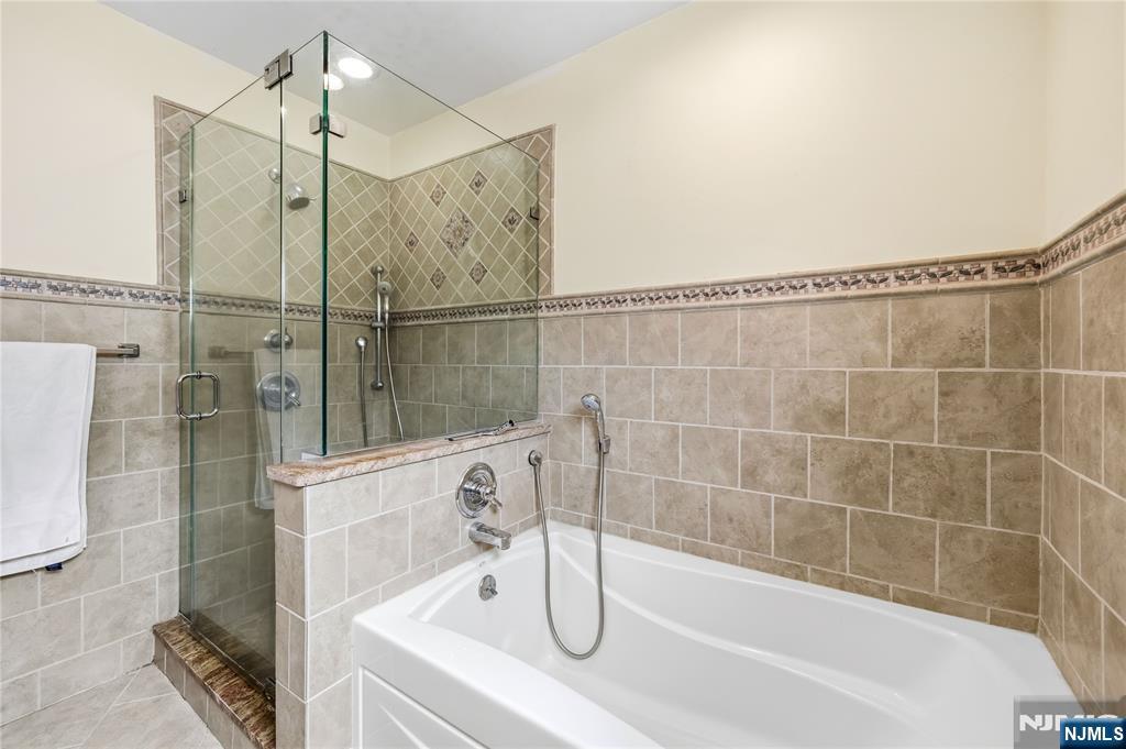 176 Woodward Avenue Rutherford, NJ 07070 - Photo 23 of 50