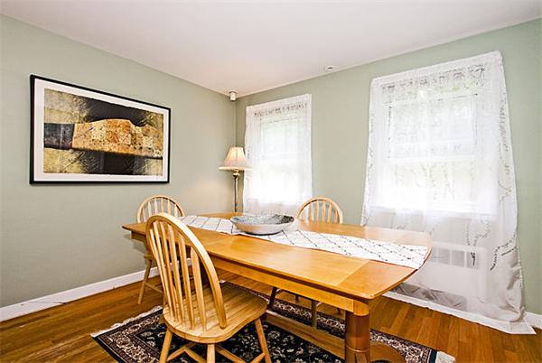 7 Dunstan Road Chelmsford, MA 01824 - Photo 6 of 21 Gallery Image 6