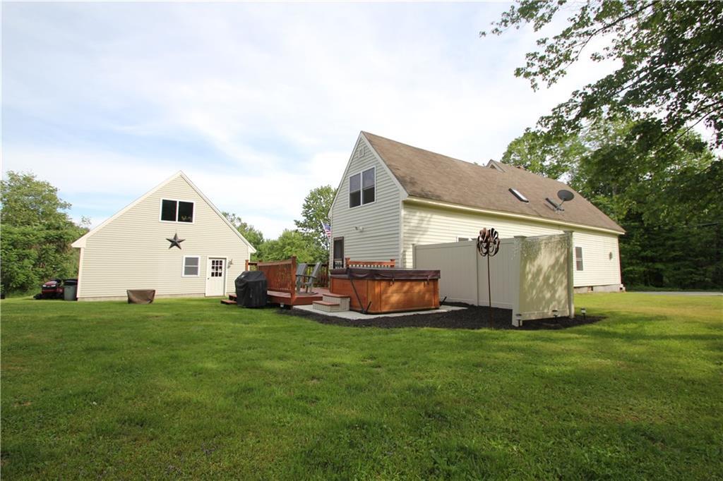 40 Dunns Corner Road Mount Vernon, ME 04352 - Photo 2 of 34 Photo