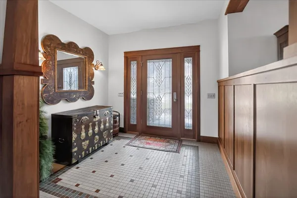 $1,400,000 | 2 Coyote Court, Madison, WI 53717