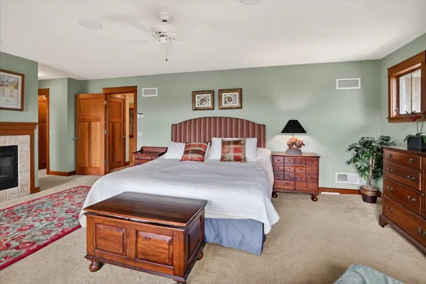 $1,400,000 | 2 Coyote Court, Madison, WI 53717