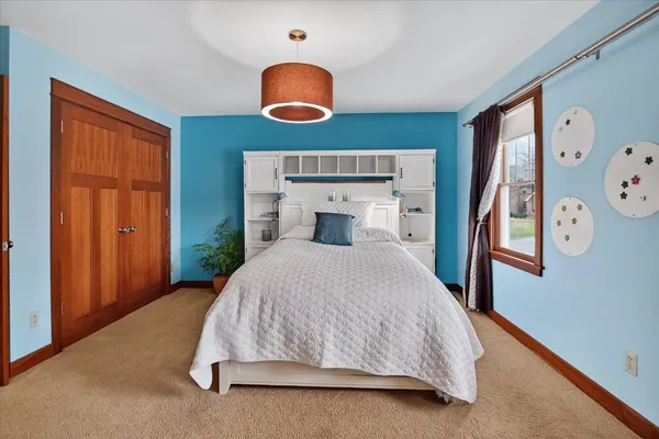 $1,400,000 | 2 Coyote Court, Madison, WI 53717