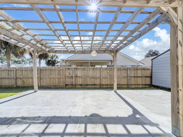 $2,350 | 763 Pearl Sand Drive, Mary Esther, FL 32569