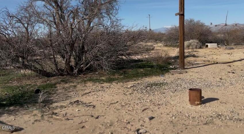 91525 Palm Road Baker, CA 92309 - Photo 4 of 37 Water Well distance to Electric Pole
