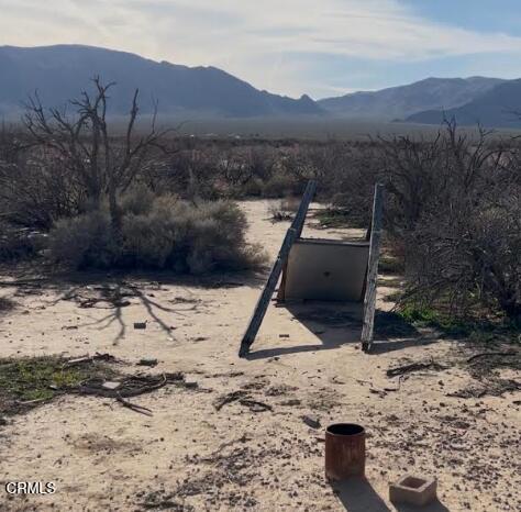 91525 Palm Road Baker, CA 92309 - Photo 8 of 37 Water Well