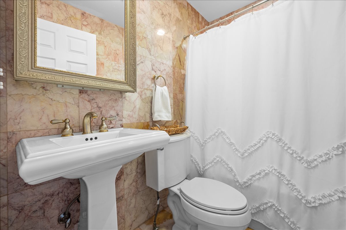 860 Heather Road Deerfield, IL 60015 - Photo 27 of 49