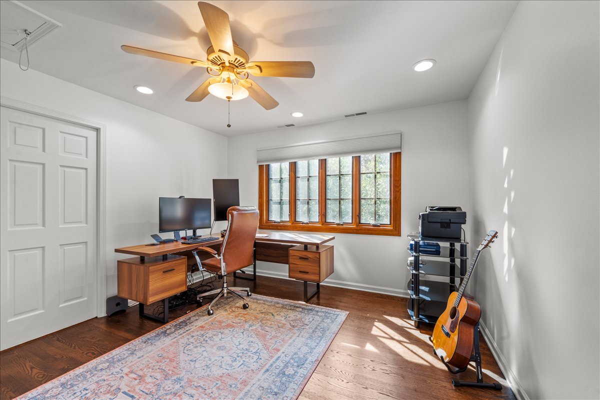 860 Heather Road Deerfield, IL 60015 - Photo 33 of 49