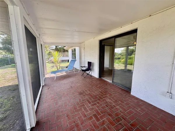 $2,500 | 605 Barnes Parkway, Nokomis, FL 34275