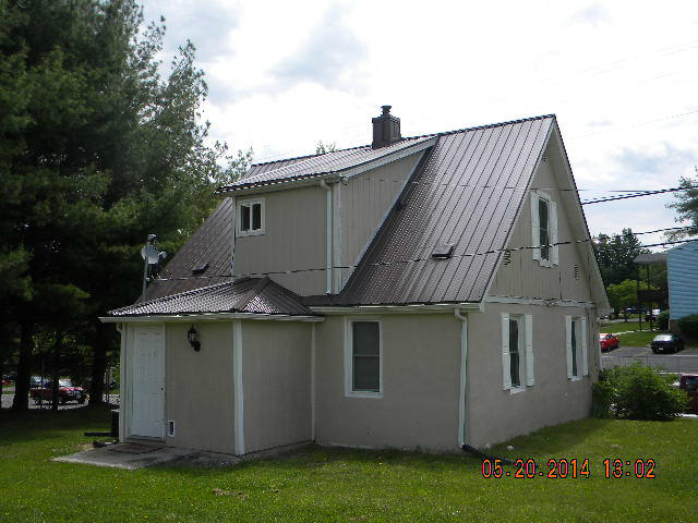 505 Rock Road West Radford, VA 24141 - Photo 4 of 10 DSCN7489
