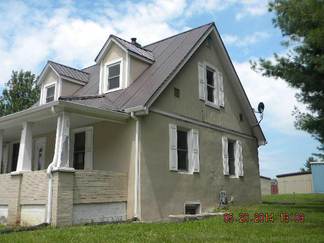 505 Rock Road West Radford, VA 24141 - Photo 5 of 10 DSCN7491