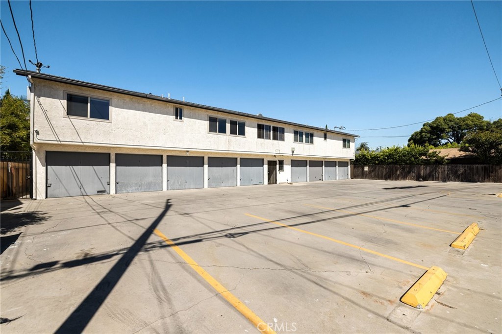 360 Gladys Avenue, Unit 2 Long Beach, CA 90814 - Photo 18 of 22 a view of house with snow on the road