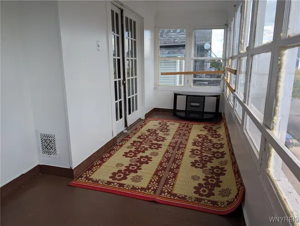 $220,000 | 249 Auburn Avenue, Buffalo, NY 14213