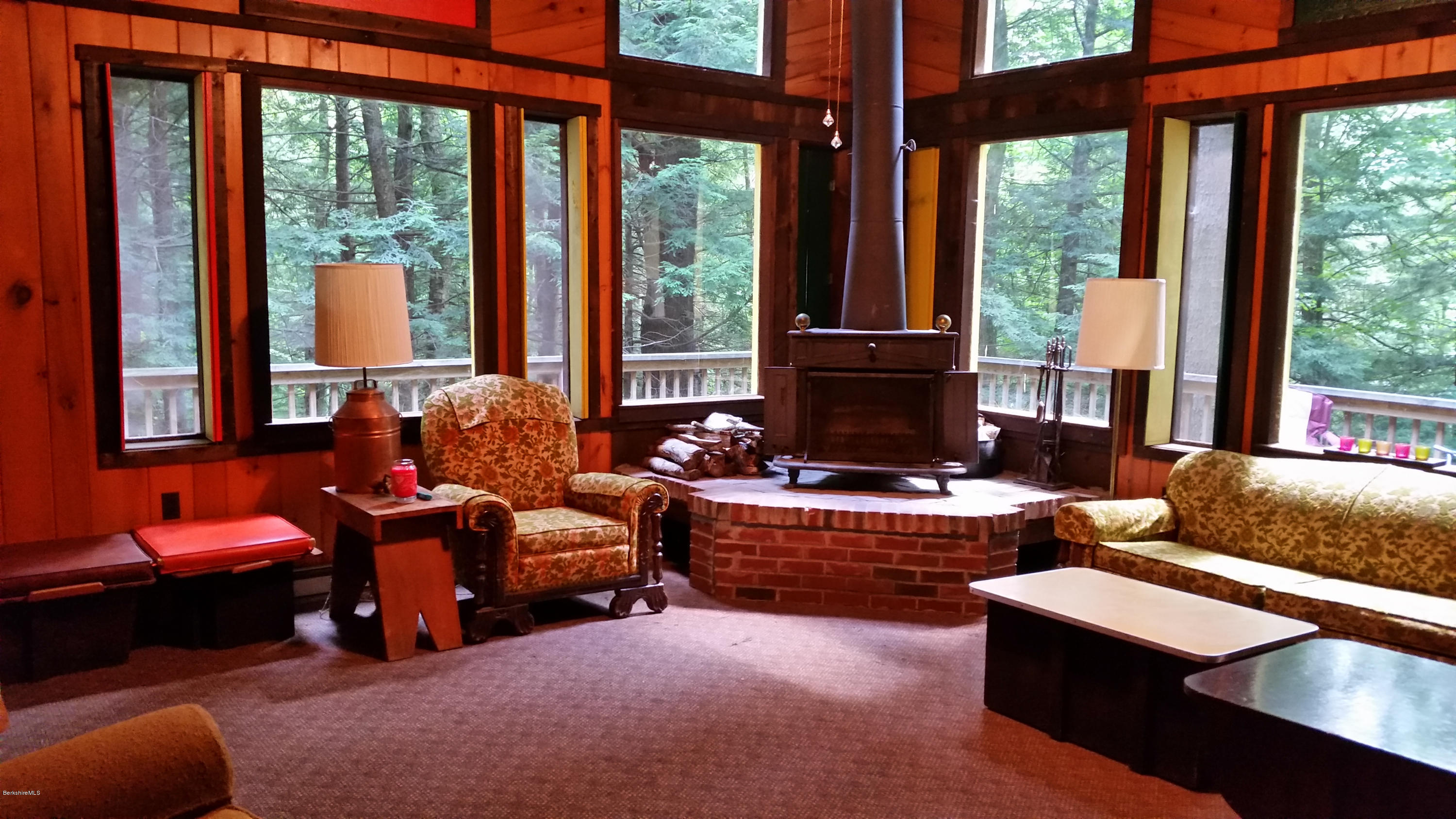 16 Woodchuck Hollow Road Tolland, MA 01034 - Photo 3 of 17 Great Room