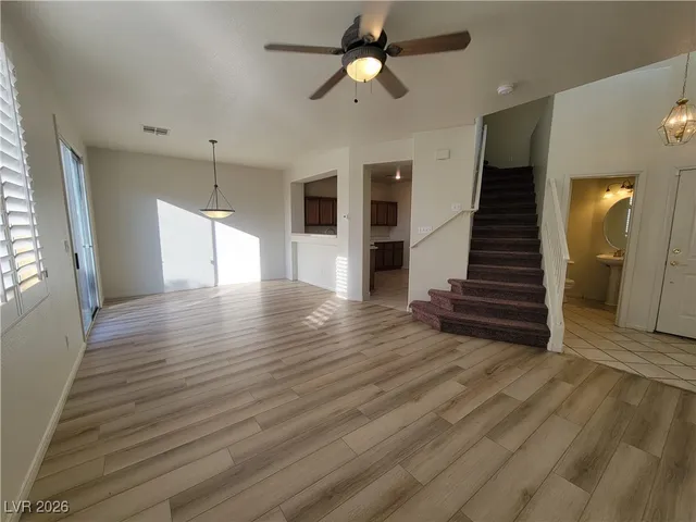 $2,200 | 10957 Calistoga Springs Court, Las Vegas, NV 89144