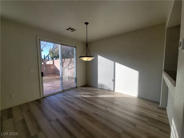 $1,940 | 10957 Calistoga Springs Court, Las Vegas, NV 89144