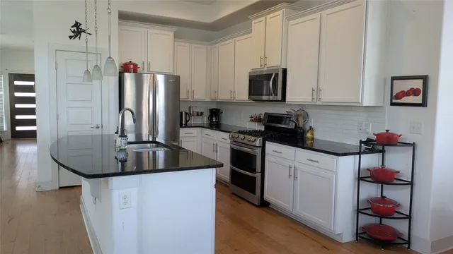 $535,000 | 7113 Cherry Beam Path, Austin, TX 78744