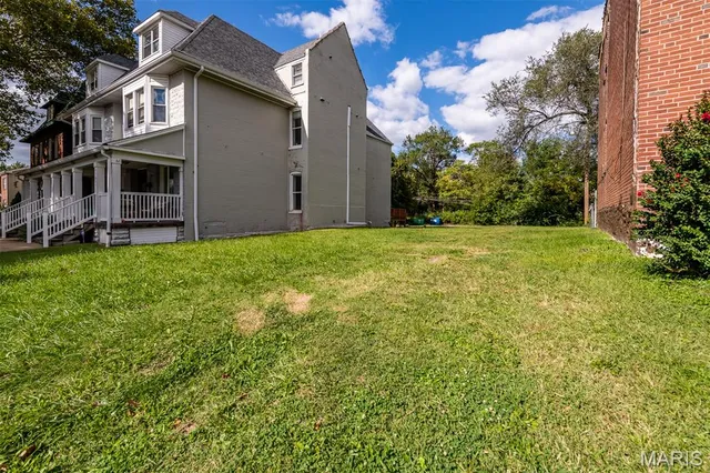 $49,995 | 4165 Washington Boulevard, St. Louis, MO 63108