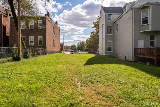 $49,995 | 4165 Washington Boulevard, St. Louis, MO 63108