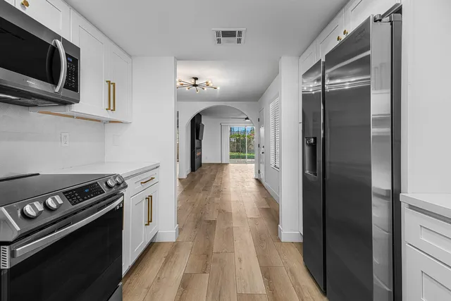 $469,000 | 505 South Farrell Drive, Unit A3, Palm Springs, CA 92264