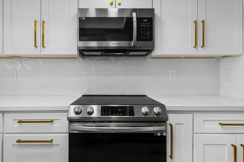 $469,000 | 505 South Farrell Drive, Unit A3, Palm Springs, CA 92264