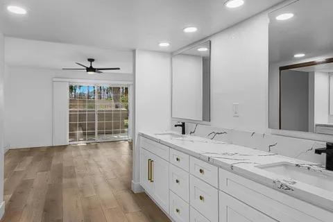 $469,000 | 505 South Farrell Drive, Unit A3, Palm Springs, CA 92264