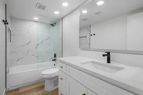 $469,000 | 505 South Farrell Drive, Unit A3, Palm Springs, CA 92264