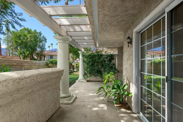 $469,000 | 505 South Farrell Drive, Unit A3, Palm Springs, CA 92264
