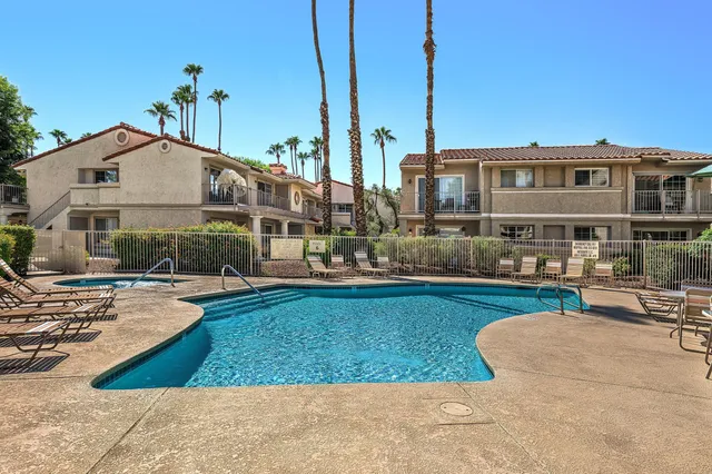 $469,000 | 505 South Farrell Drive, Unit A3, Palm Springs, CA 92264
