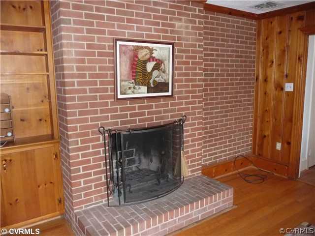 4516 Arrowhead Road Richmond, VA 23235 - Photo 7 of 12 Studio/Study/Office - Large brick fireplace in stu
