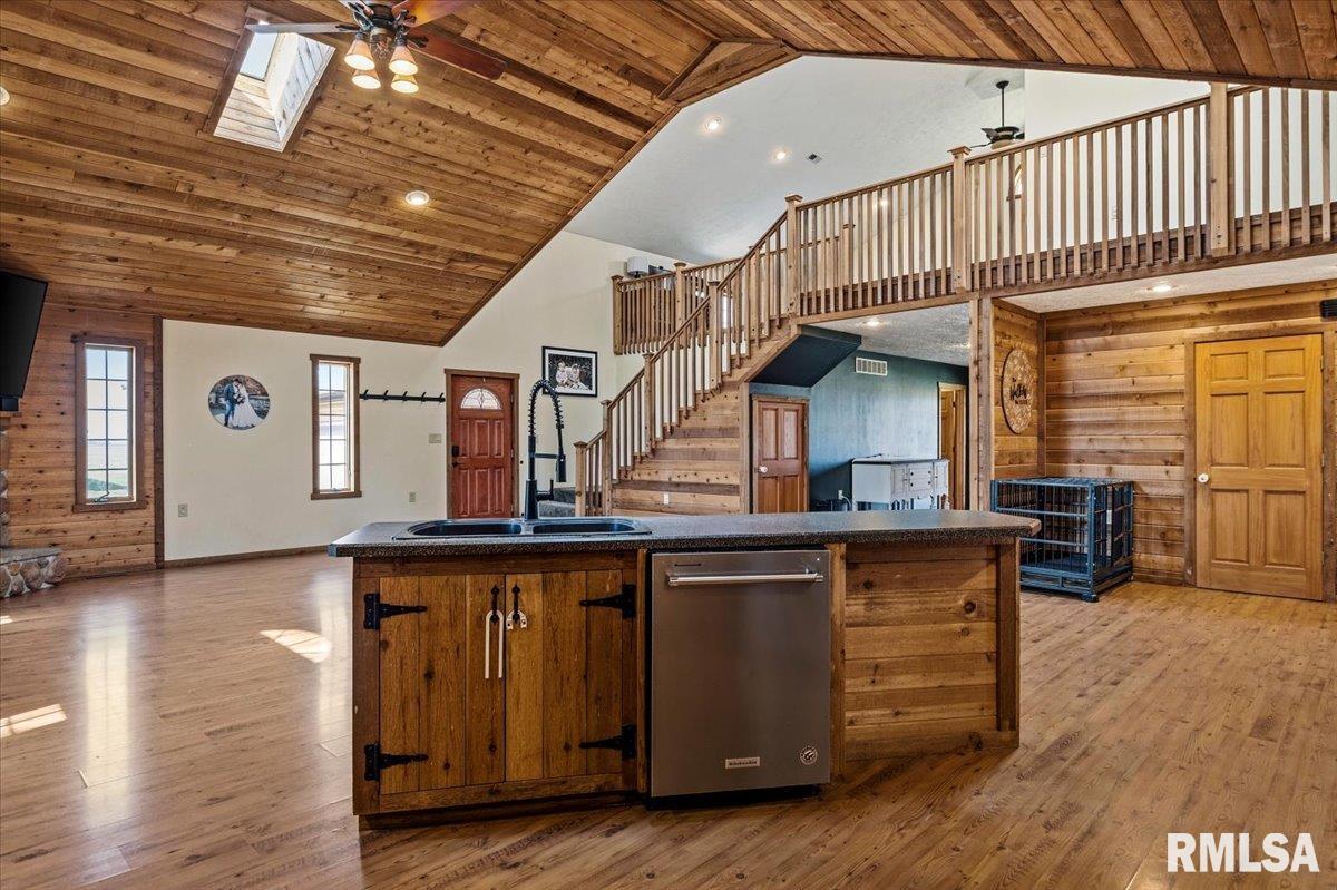 1097 East 180 North Road Nokomis, IL 62075 - Photo 13 of 61