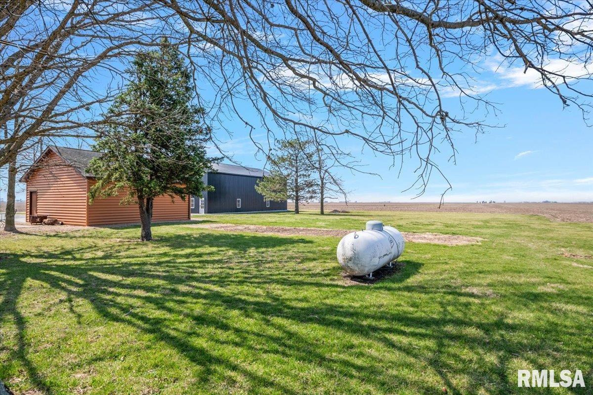 1097 East 180 North Road Nokomis, IL 62075 - Photo 25 of 61