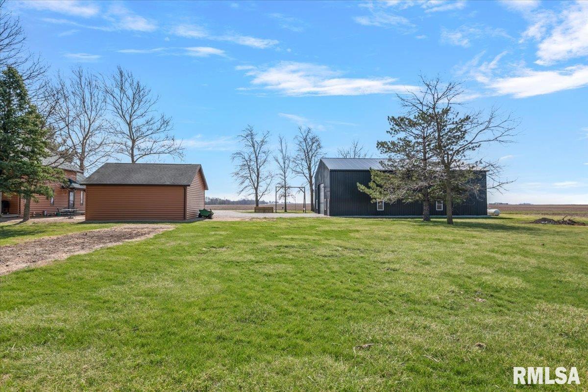 1097 East 180 North Road Nokomis, IL 62075 - Photo 26 of 61