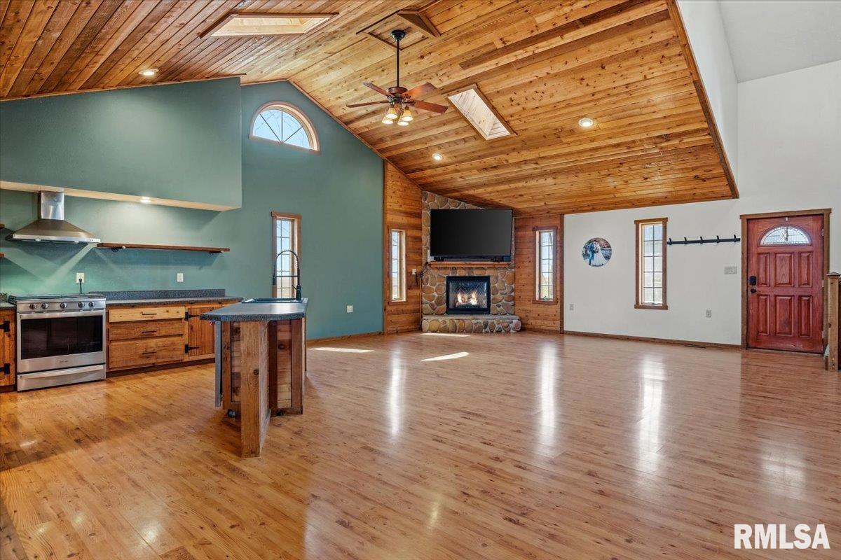 1097 East 180 North Road Nokomis, IL 62075 - Photo 40 of 61