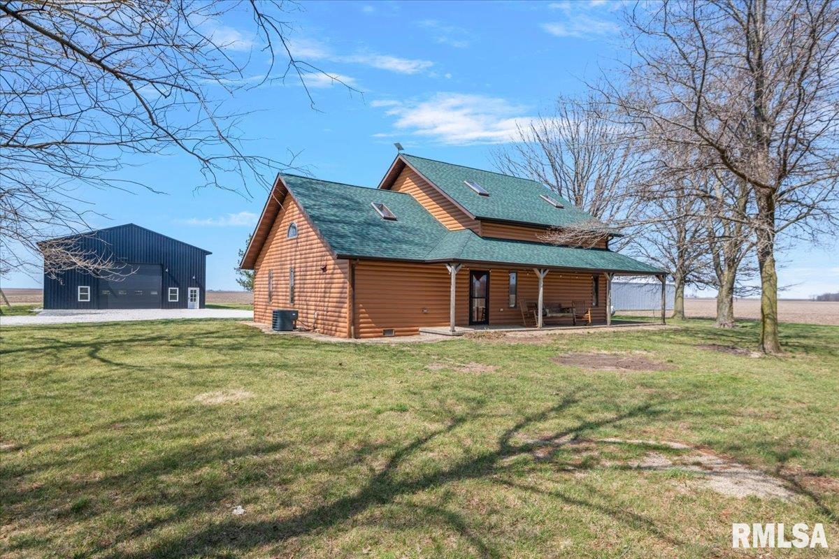 1097 East 180 North Road Nokomis, IL 62075 - Photo 10 of 61