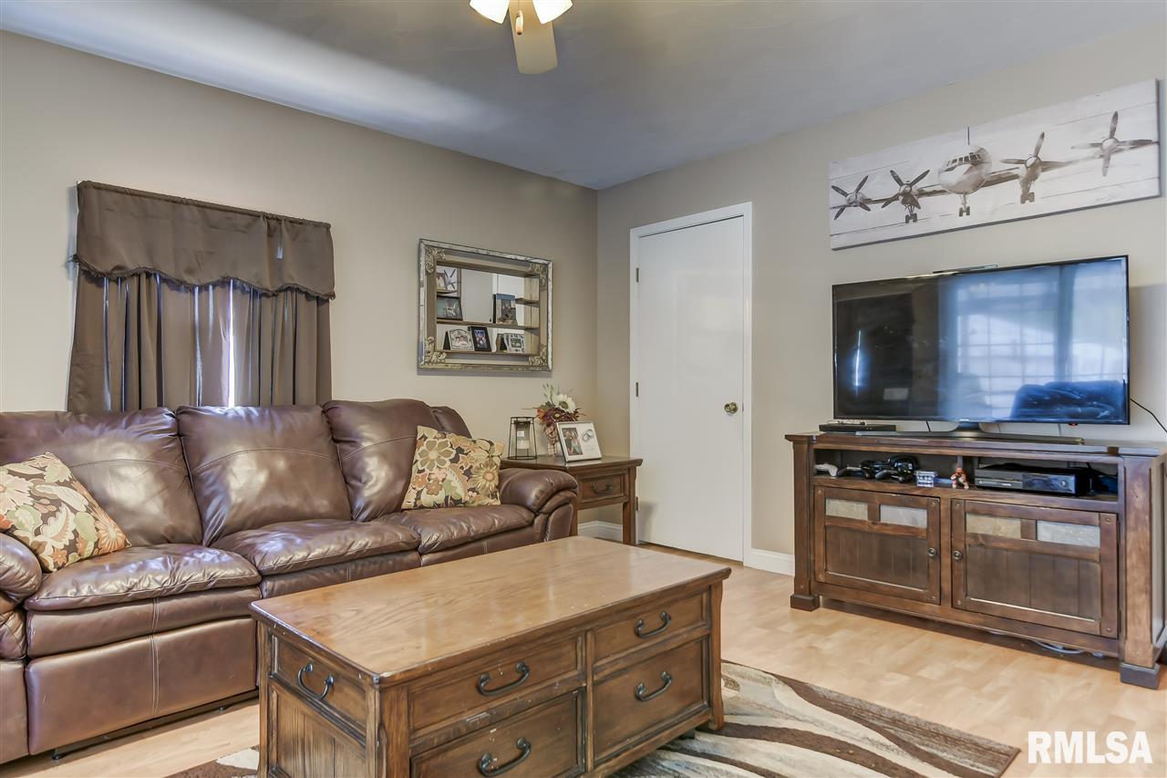 608 West Calhoun Avenue Springfield, IL 62702 - Photo 11 of 36