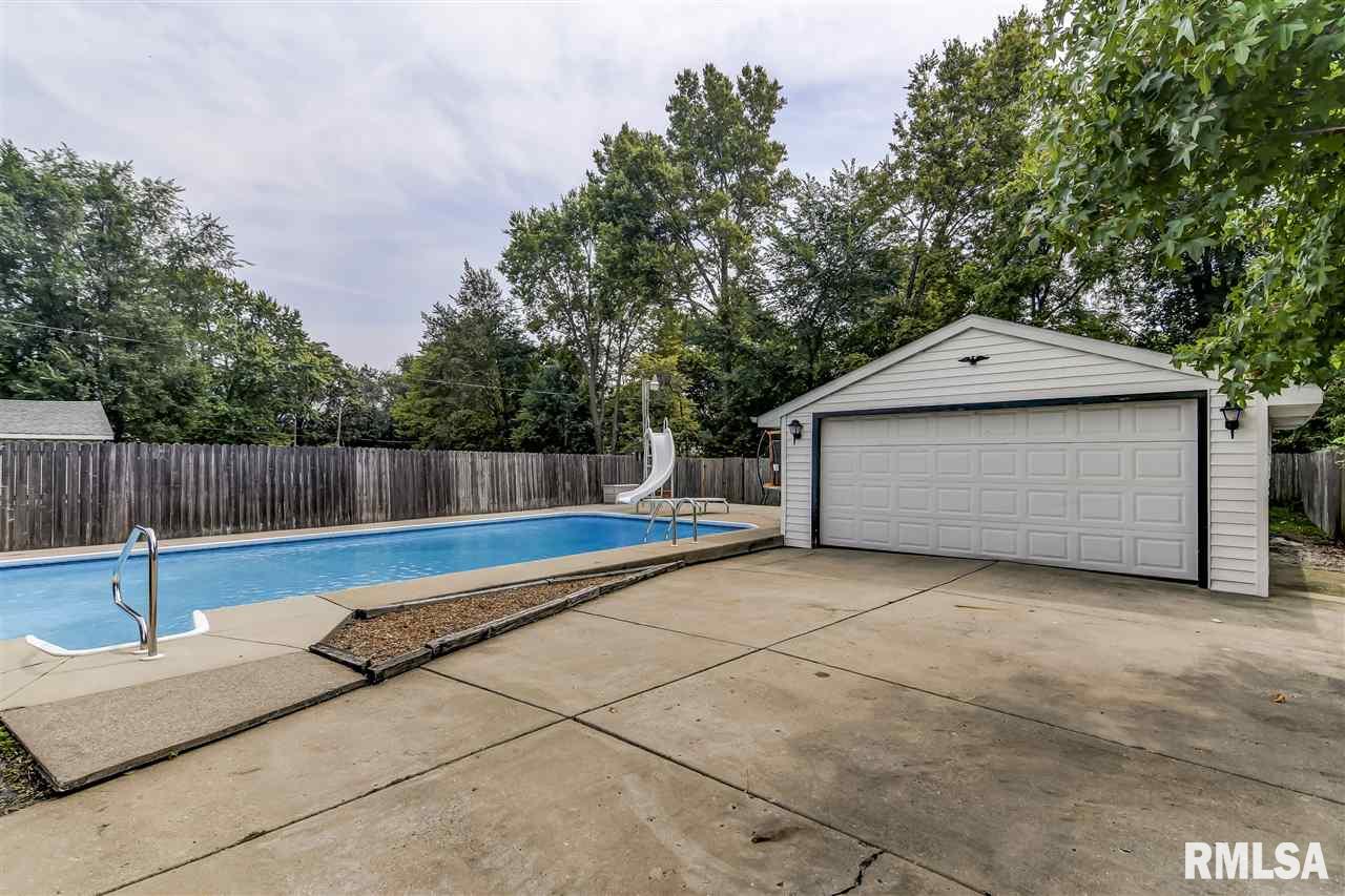 608 West Calhoun Avenue Springfield, IL 62702 - Photo 35 of 36