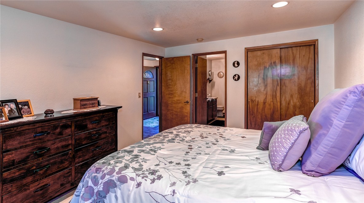 251 West Bartlett Road Lynden, WA 98264 - Photo 17 of 22 Gallery Image 17