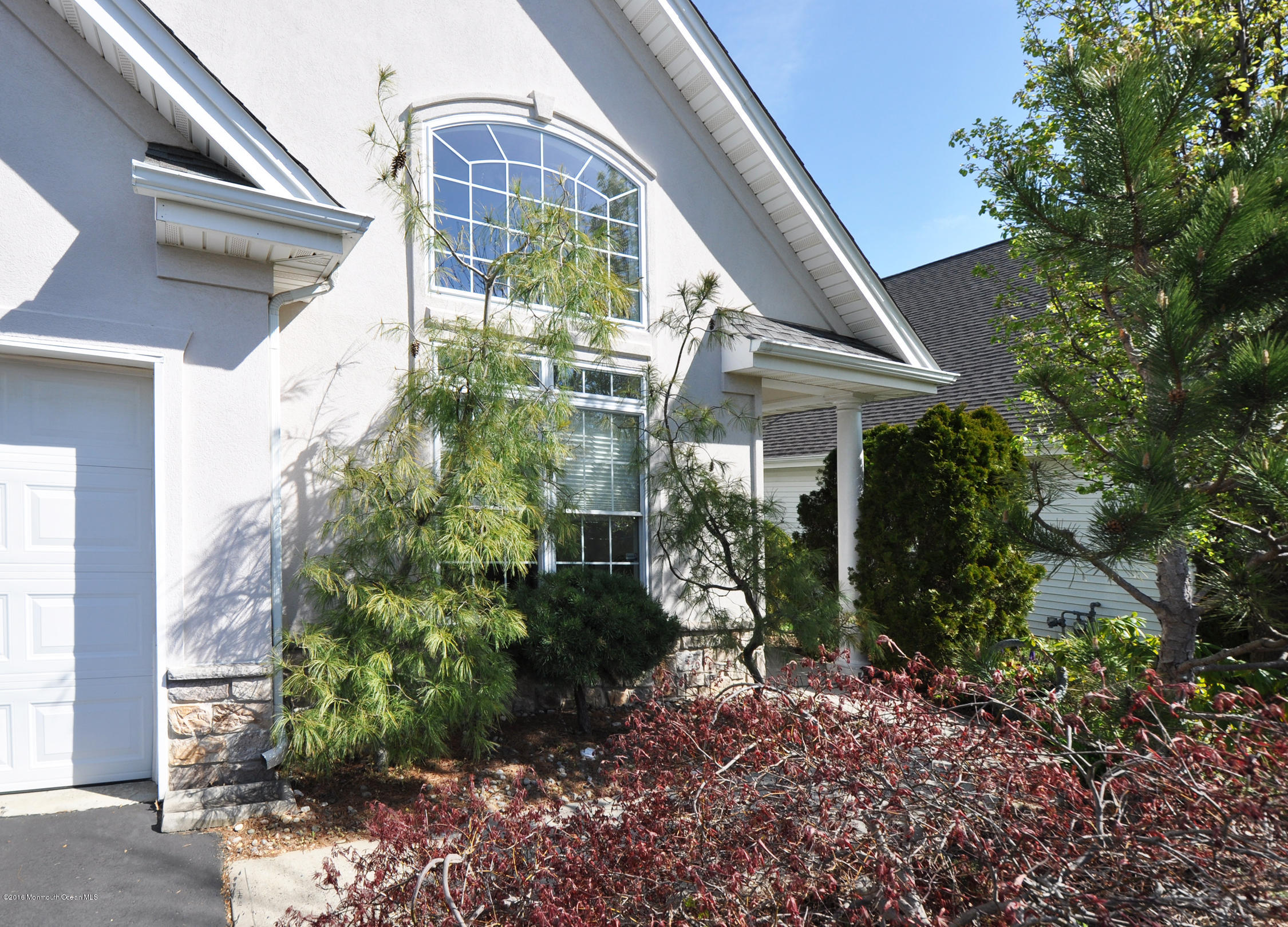 72 Yates Road Manalapan, NJ 07726 - Photo 3 of 43 3YatesFront3