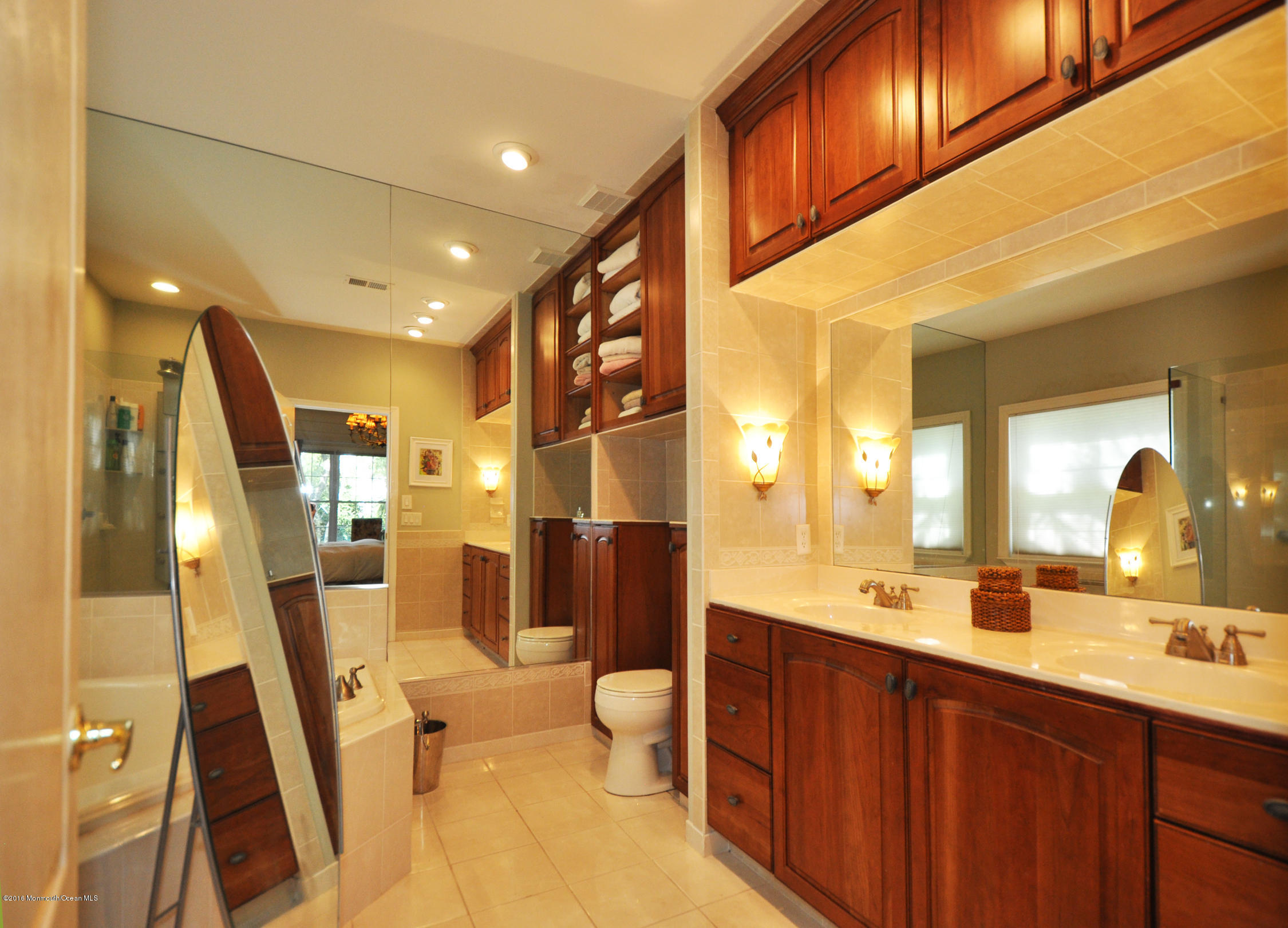72 Yates Road Manalapan, NJ 07726 - Photo 23 of 43 18YatesMasterBedroom4