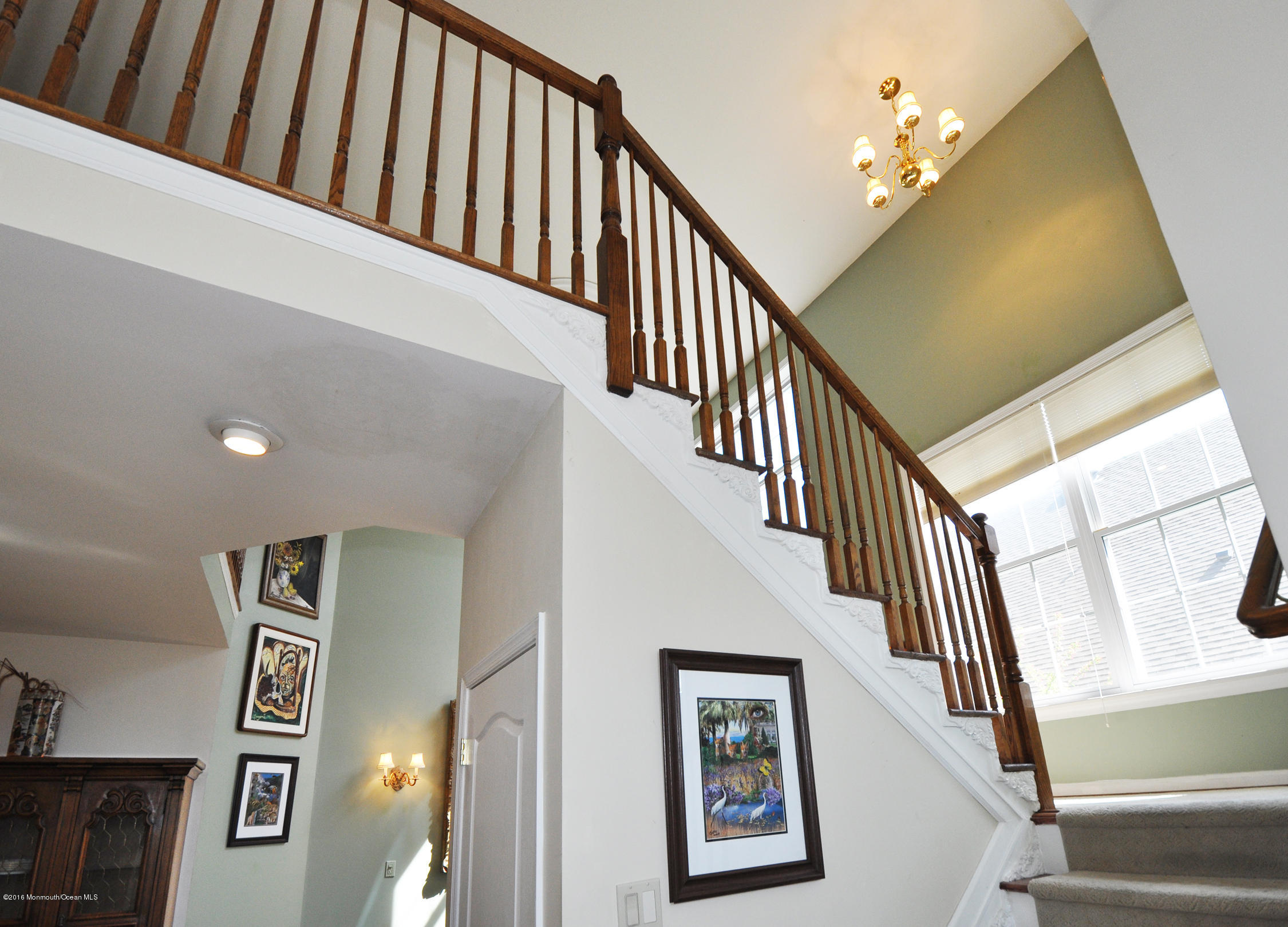 72 Yates Road Manalapan, NJ 07726 - Photo 29 of 43 21YatesUpStairs1