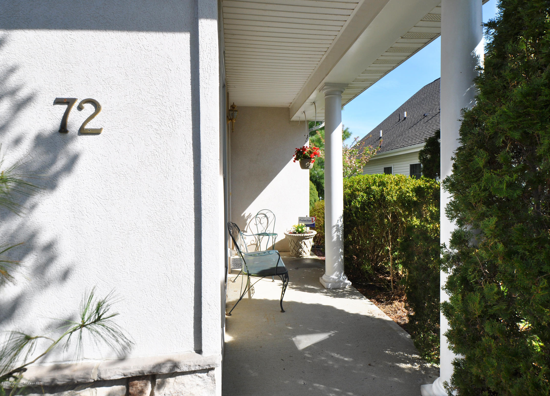 72 Yates Road Manalapan, NJ 07726 - Photo 4 of 43 4YatesFront4