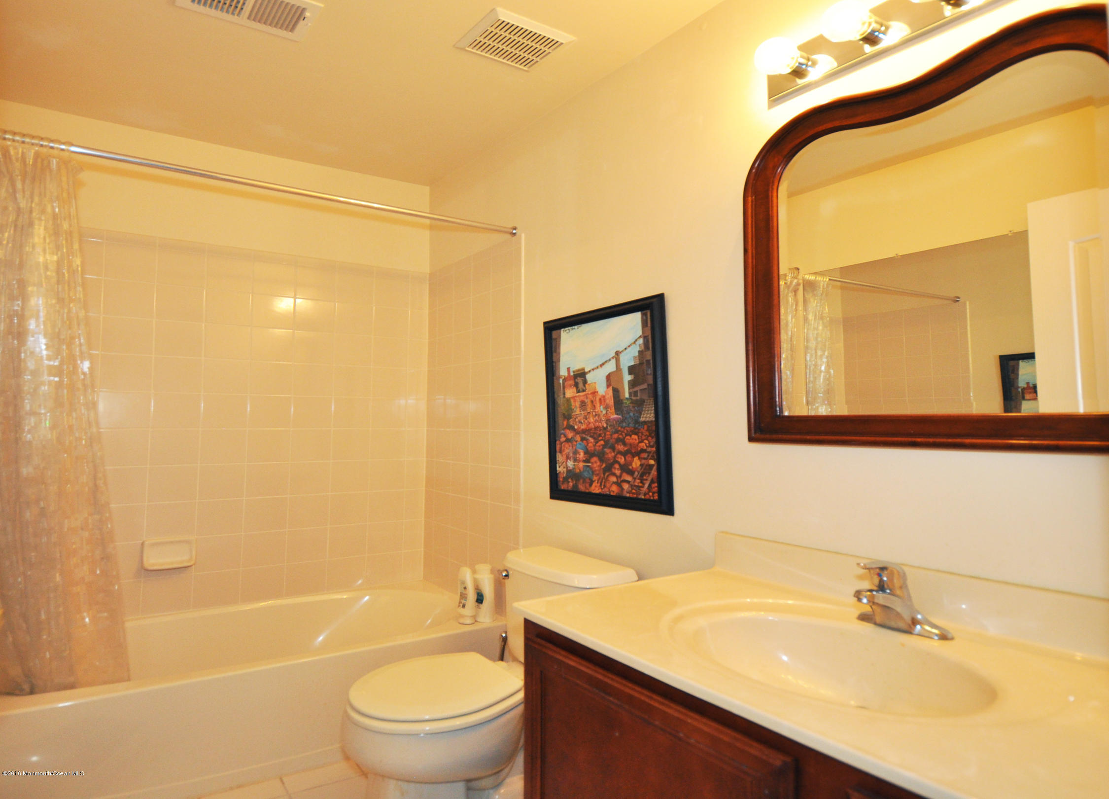 72 Yates Road Manalapan, NJ 07726 - Photo 35 of 43 27YatesLoftBathroom