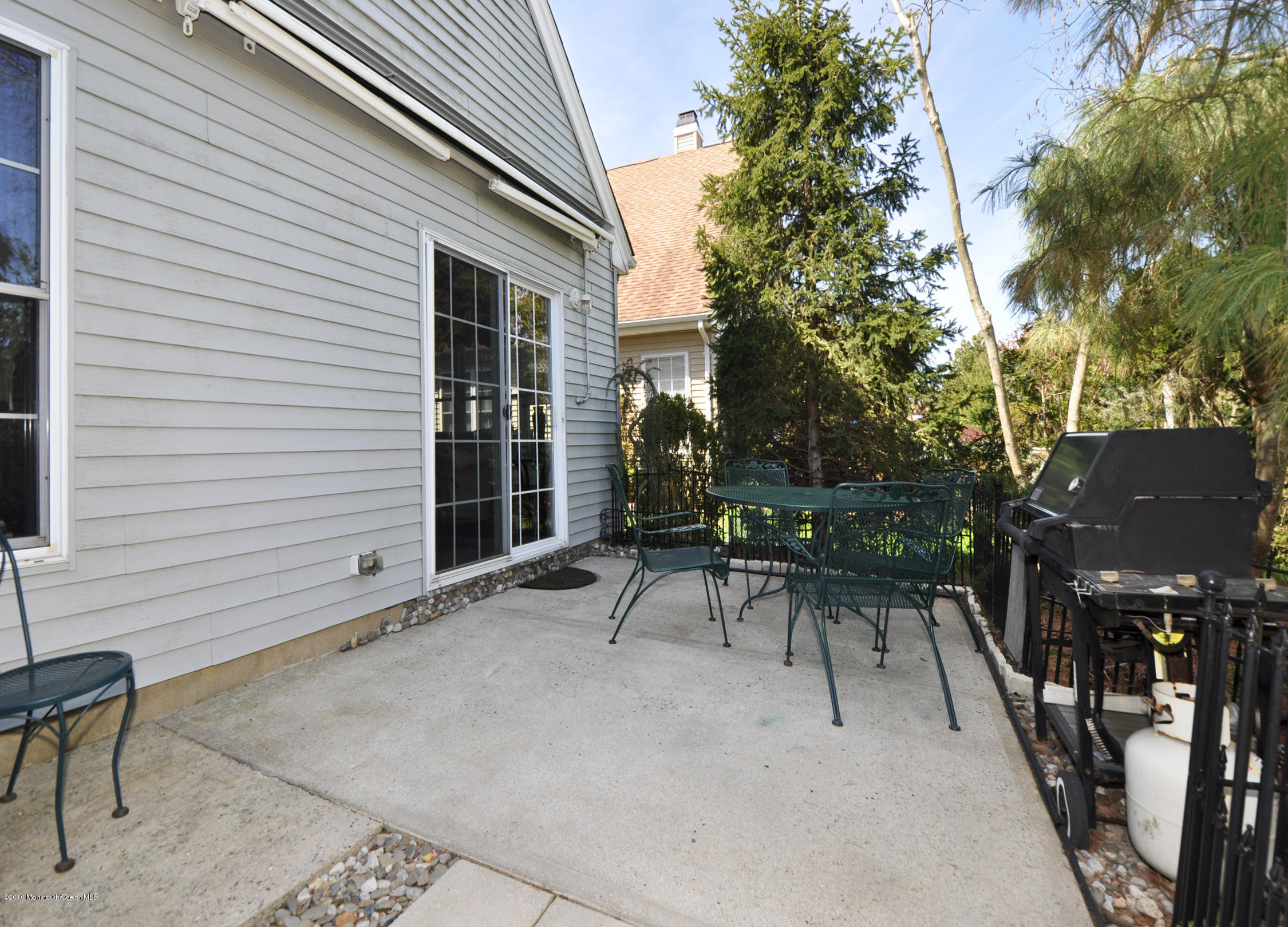 72 Yates Road Manalapan, NJ 07726 - Photo 40 of 43 32YatesBackyard2