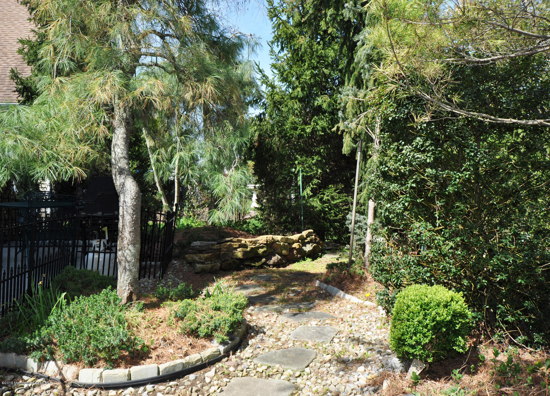 72 Yates Road Manalapan, NJ 07726 - Photo 43 of 43 35YatesBackyard5