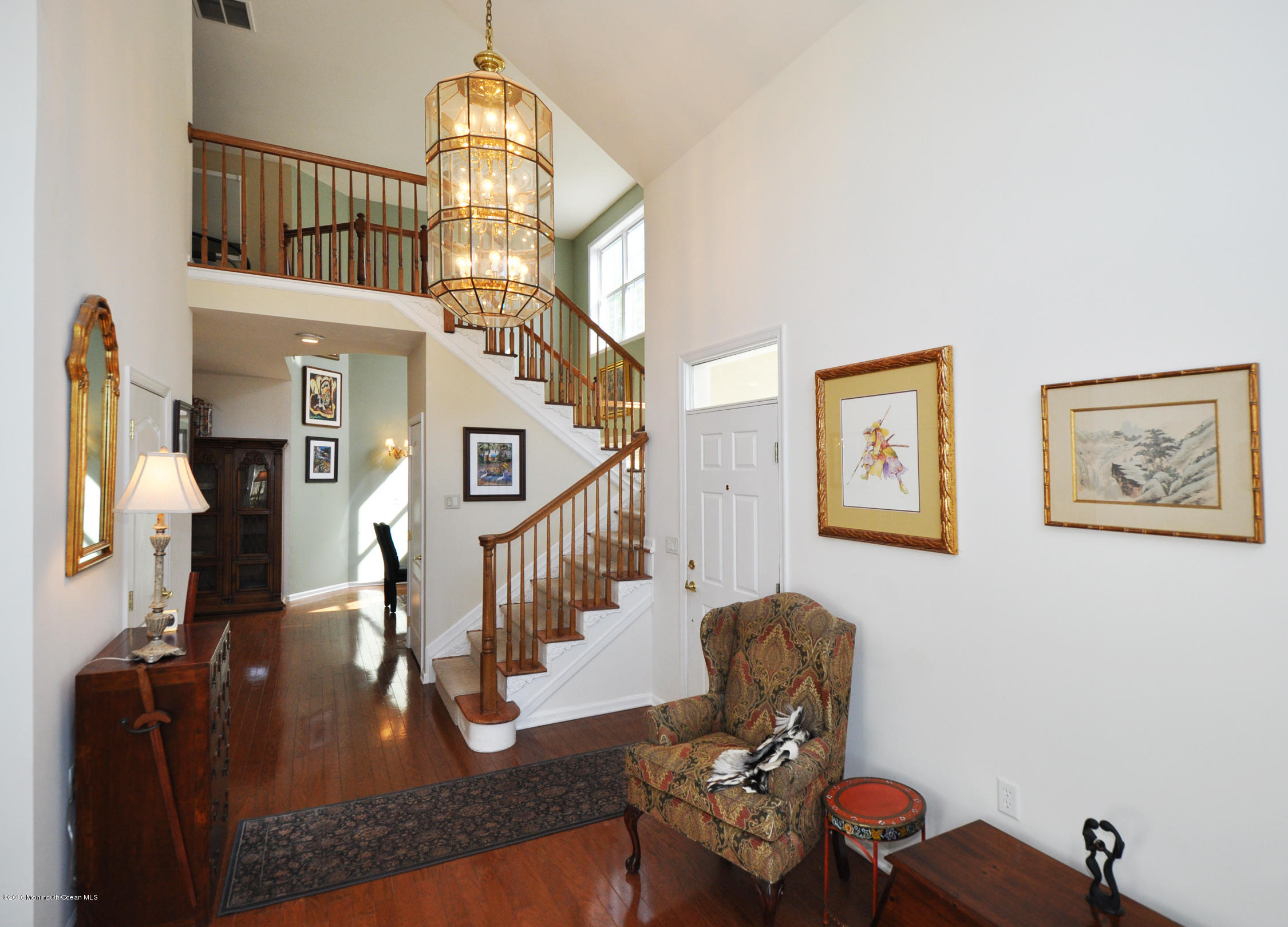 72 Yates Road Manalapan, NJ 07726 - Photo 7 of 43 8YatesSittingRoom2