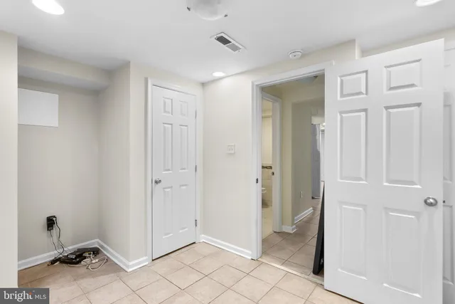 $1,500 | 533 Florida Avenue Northwest, Unit 1, Washington, DC 20001