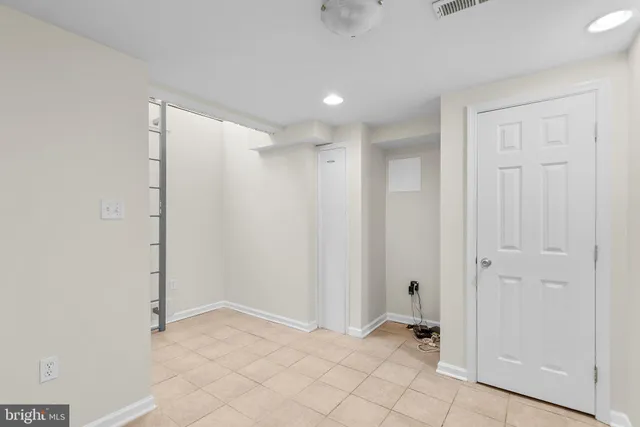 a view of empty room